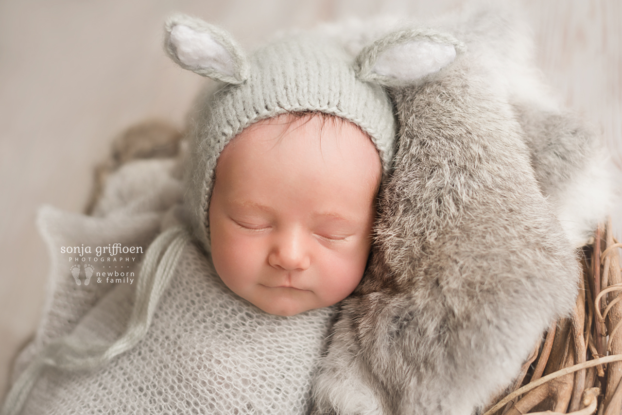 Oliver-Newborn-Brisbane-Newborn-Photographer-Sonja-Griffioen-17.jpg