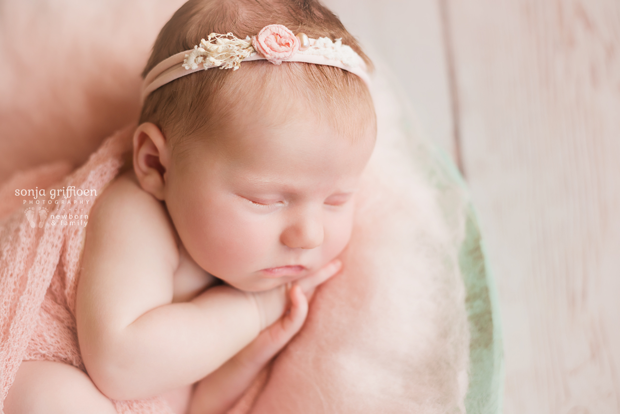 Olivia-A-Newborn-Brisbane-Newborn-Photographer-Sonja-Griffioen-05.jpg