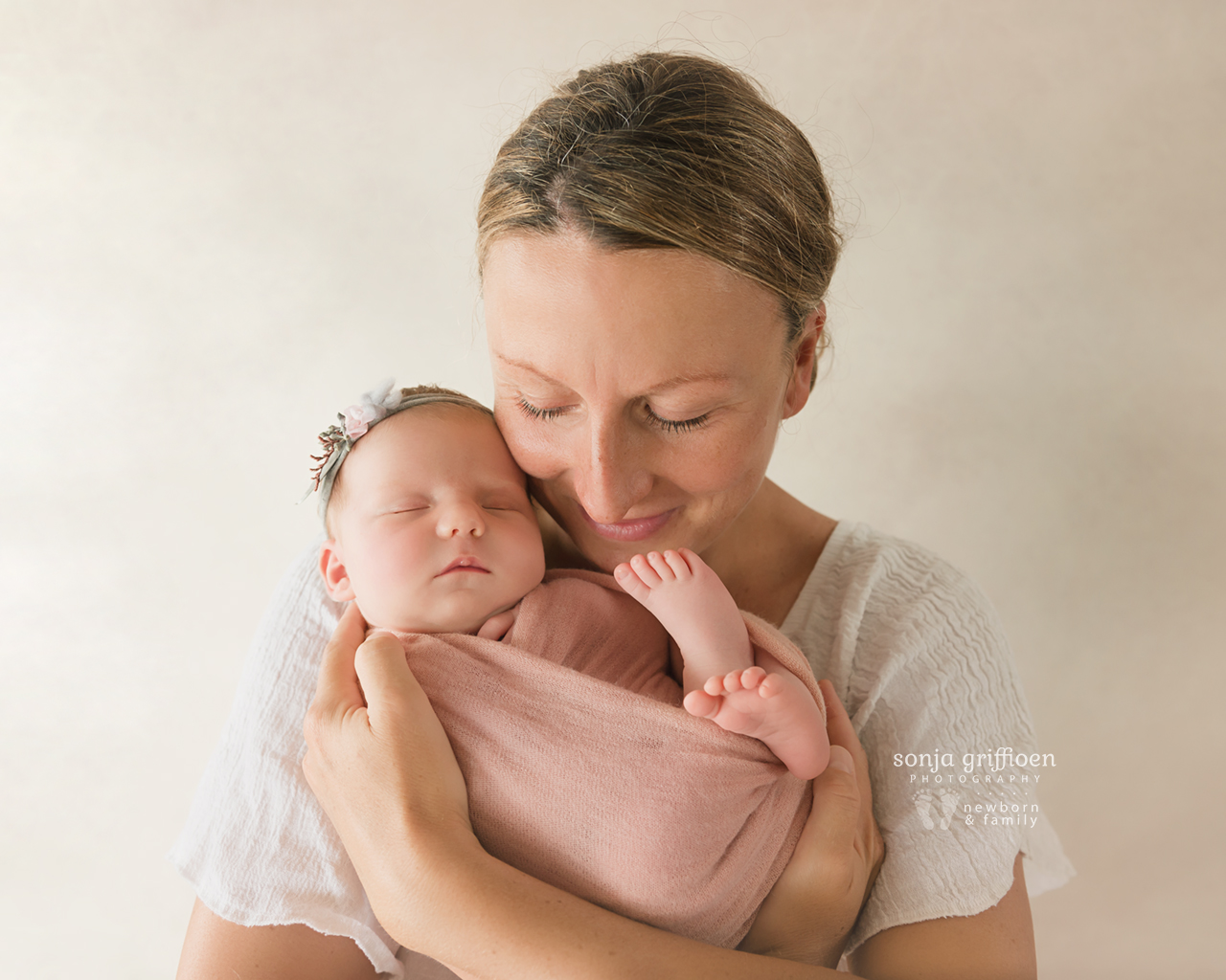 Olivia-A-Newborn-Brisbane-Newborn-Photographer-Sonja-Griffioen-09.jpg