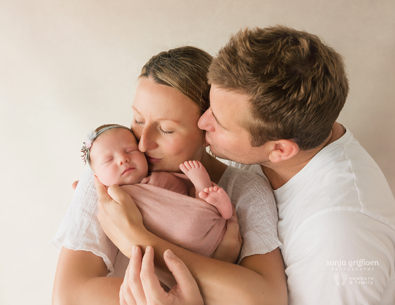 Olivia-A-Newborn-Brisbane-Newborn-Photographer-Sonja-Griffioen-11.jpg