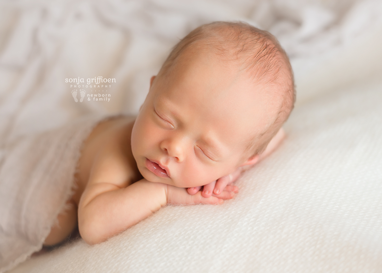 Oskar-Newborn-Brisbane-Newborn-Photographer-Sonja-Griffioen-07.jpg