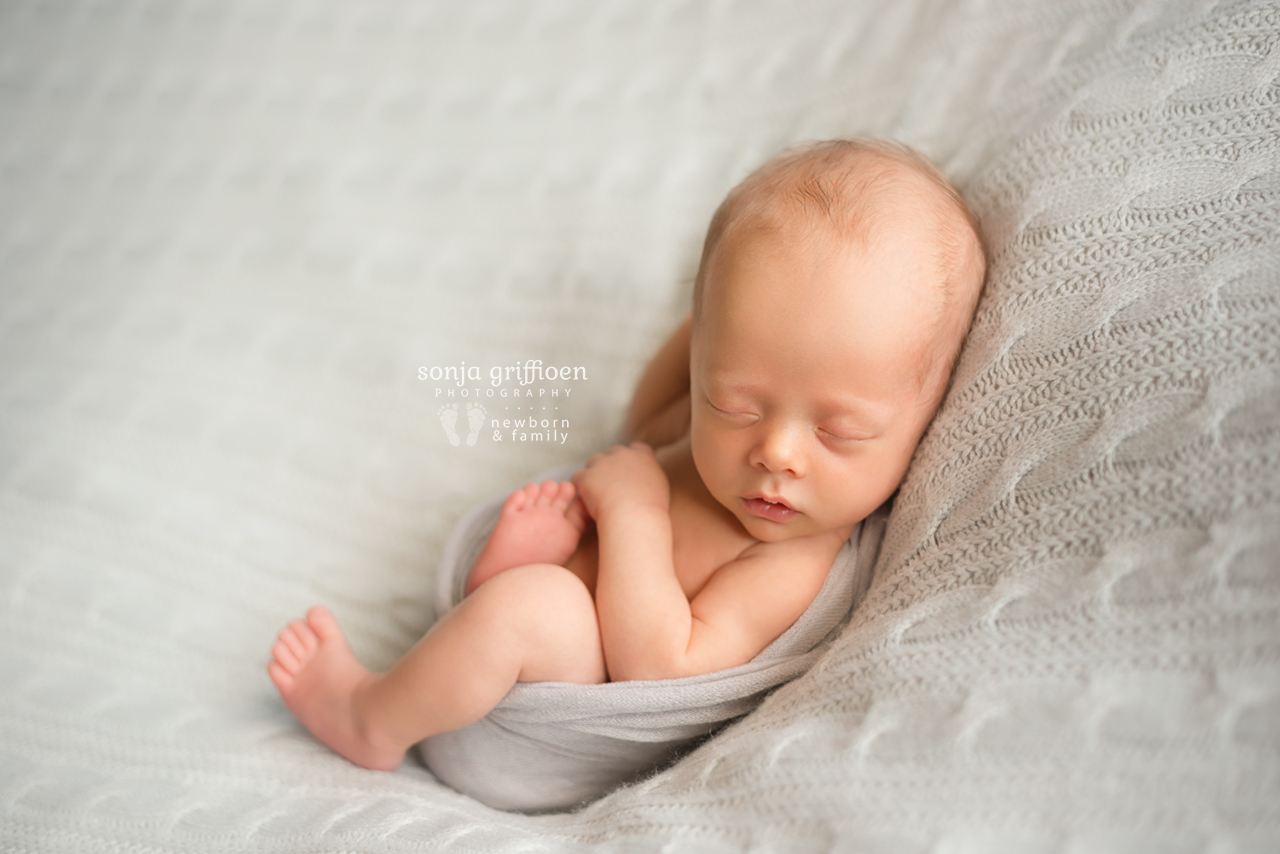 Oskar-Newborn-Brisbane-Newborn-Photographer-Sonja-Griffioen-12.jpg