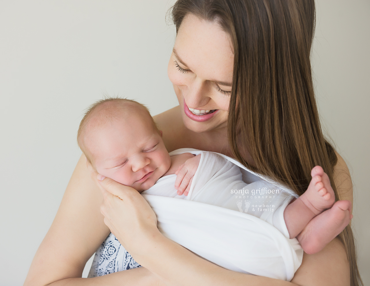 Owen-Newborn-Brisbane-Newborn-Photographer-Sonja-Griffioen-02.jpg