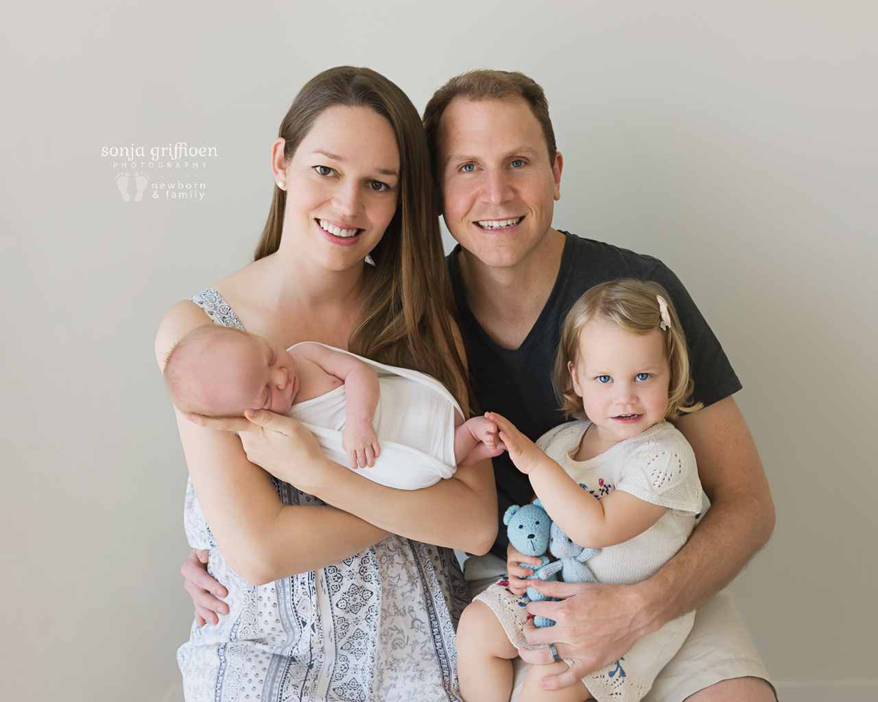 Owen-Newborn-Brisbane-Newborn-Photographer-Sonja-Griffioen-05.jpg