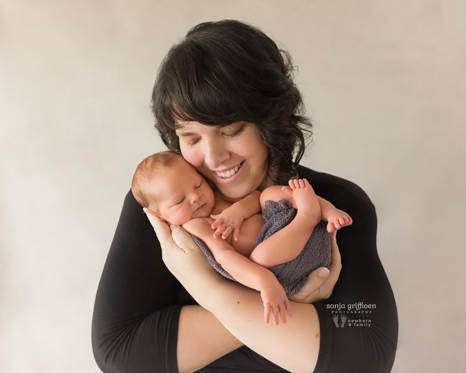 Peter-Newborn-Brisbane-Newborn-Photographer-Sonja-Griffioen-16.jpg