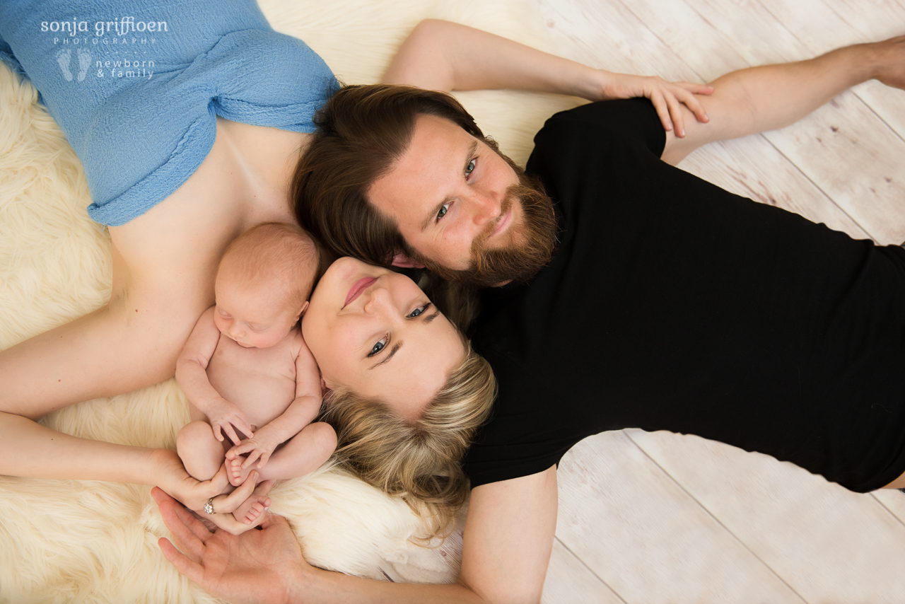 Remi-Newborn-Brisbane-Newborn-Photographer-Sonja-Griffioen-01.jpg