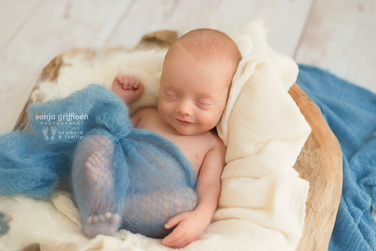 Remi-Newborn-Brisbane-Newborn-Photographer-Sonja-Griffioen-15.jpg