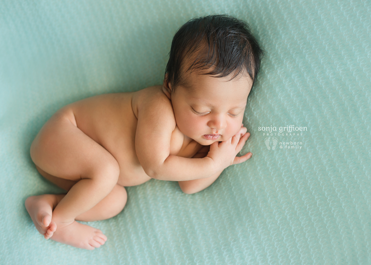 Reuben-Newborn-Brisbane-Newborn-Photographer-Sonja-Griffioen-19.jpg