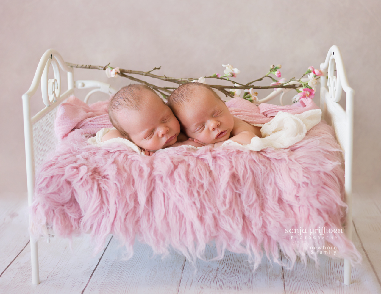 Ruby-Lily-Newborn-Brisbane-Newborn-Photographer-Sonja-Griffioen-07-2.jpg