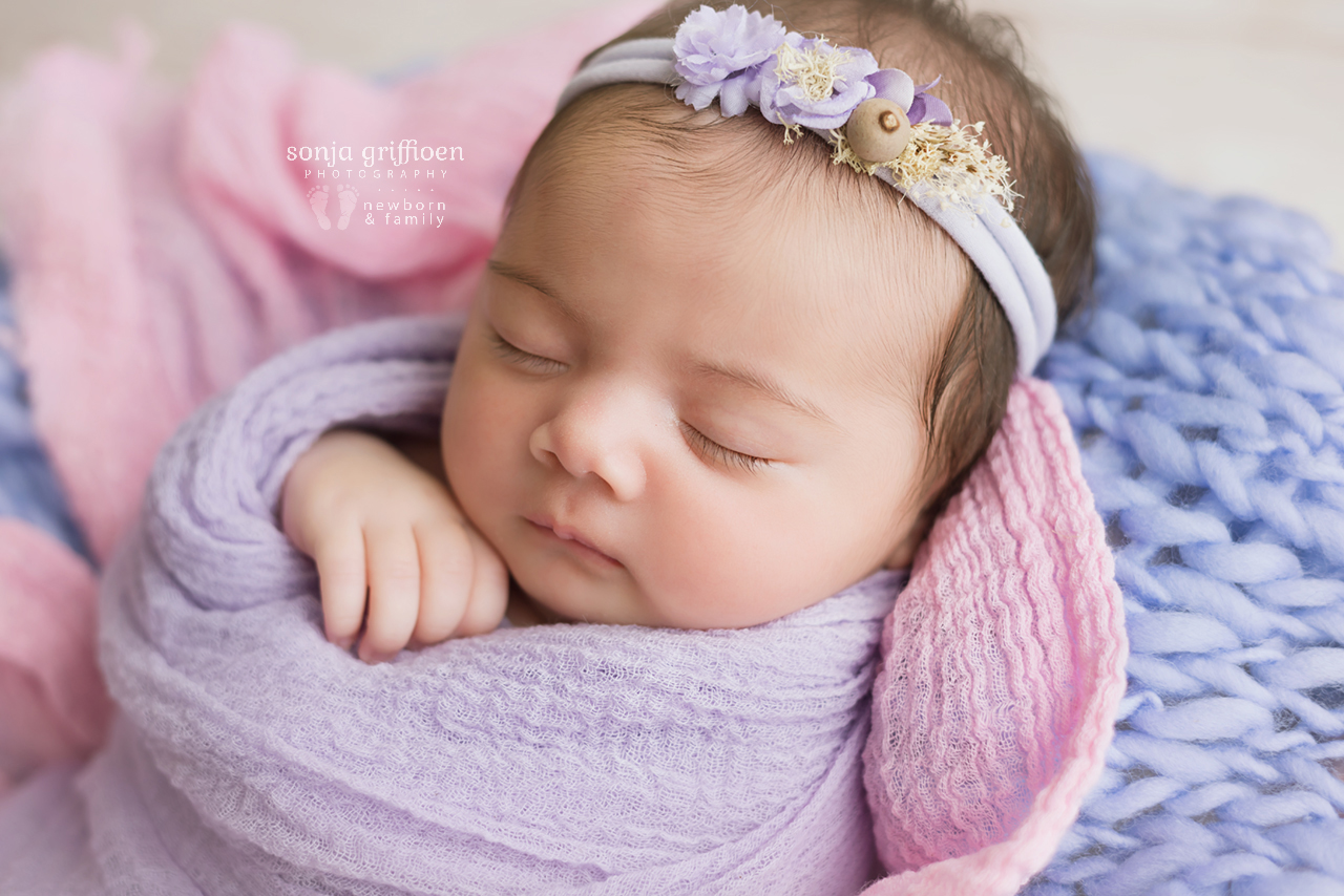 Rumeysa-Newborn-Brisbane-Newborn-Photographer-Sonja-Griffioen-07.jpg