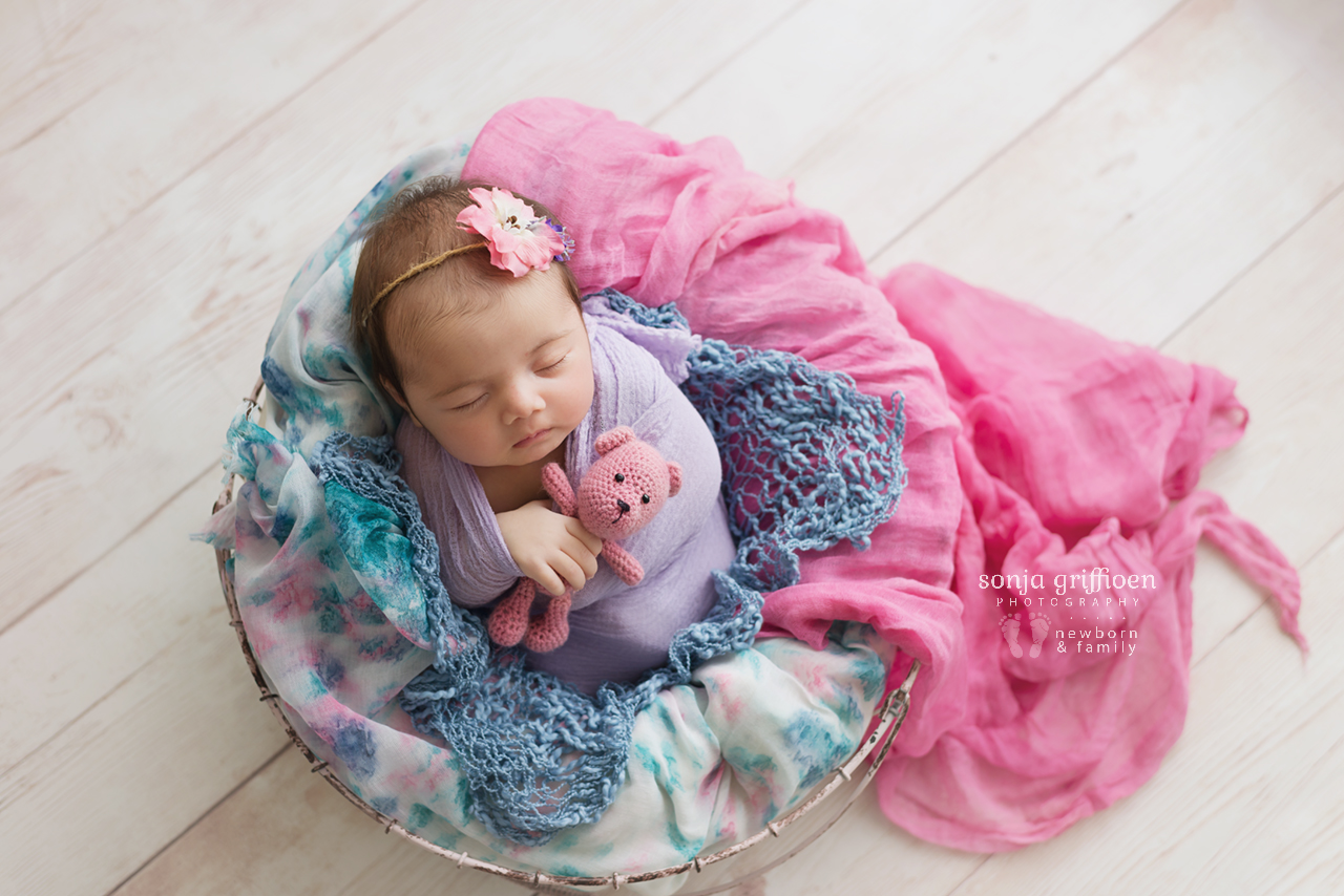 Rumeysa-Newborn-Brisbane-Newborn-Photographer-Sonja-Griffioen-09.jpg