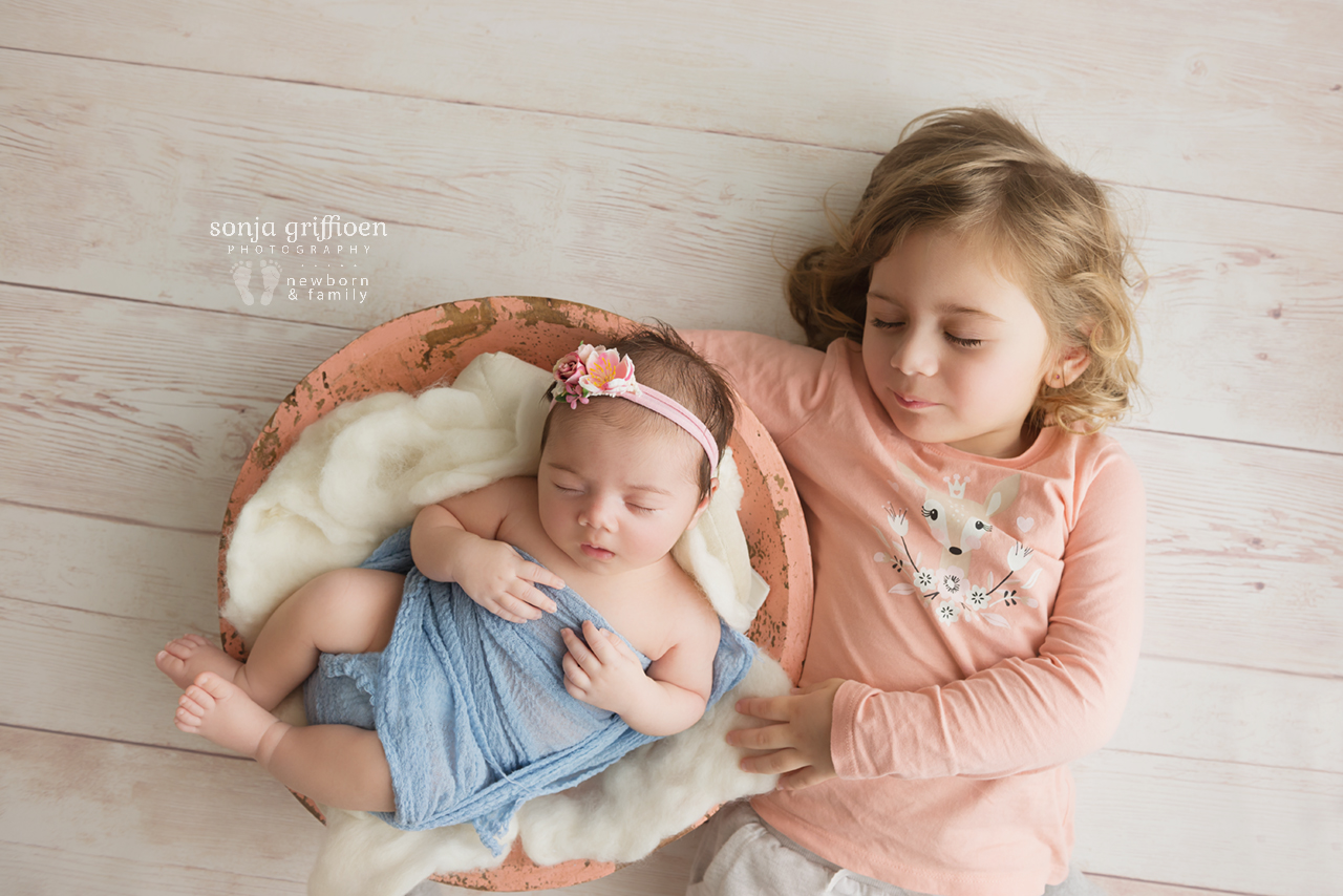 Rumeysa-Newborn-Brisbane-Newborn-Photographer-Sonja-Griffioen-14.jpg