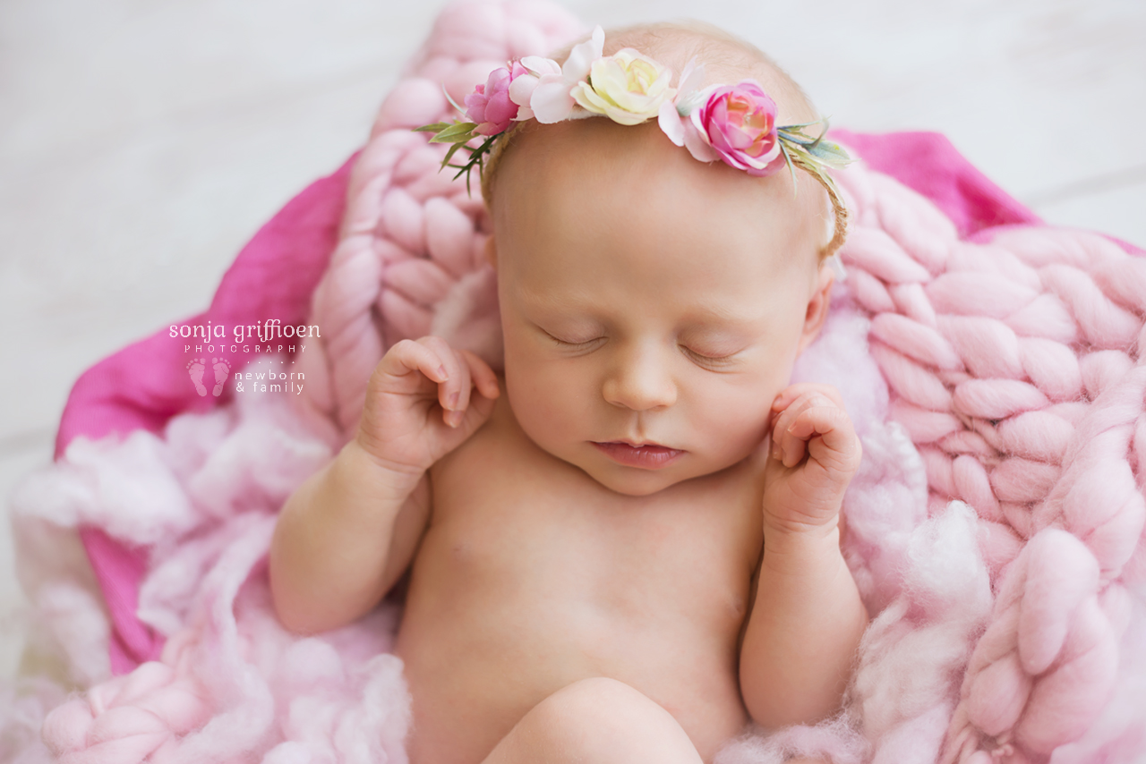 Sienna-Newborn-Brisbane-Newborn-Photographer-Sonja-Griffioen-15.jpg