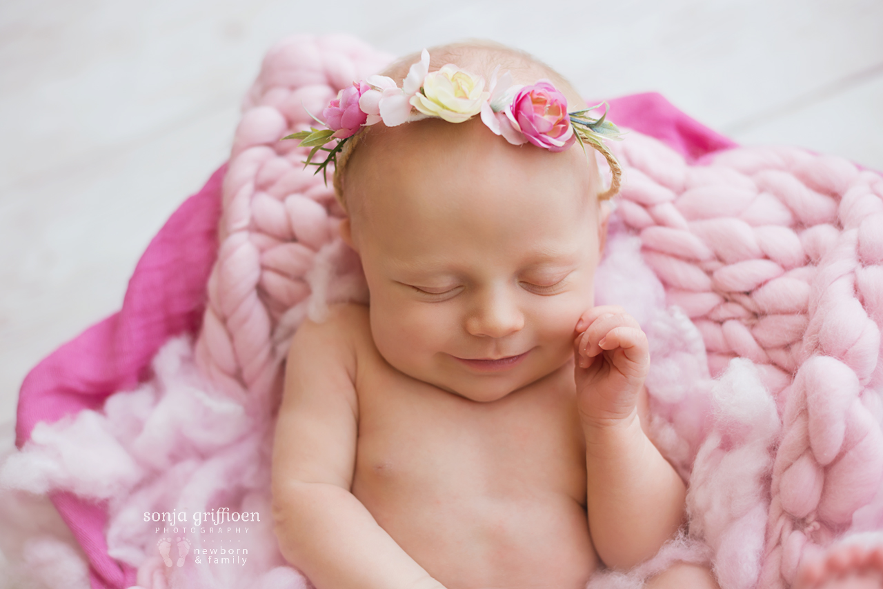 Sienna-Newborn-Brisbane-Newborn-Photographer-Sonja-Griffioen-16.jpg