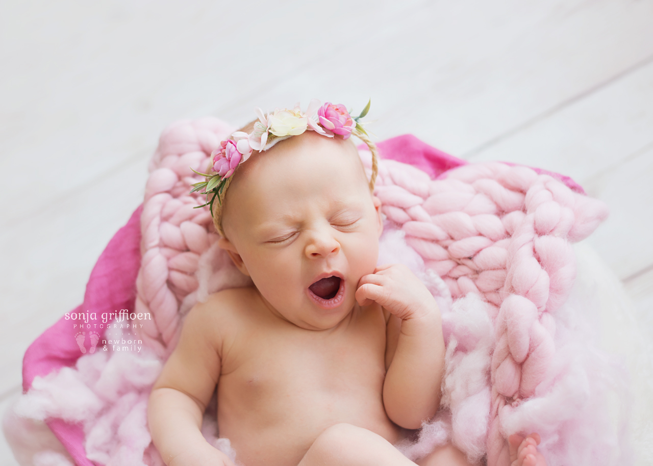 Sienna-Newborn-Brisbane-Newborn-Photographer-Sonja-Griffioen-17.jpg