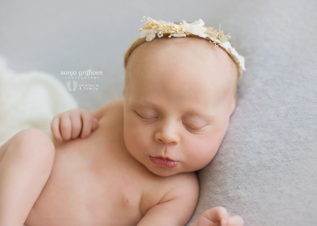 Sienna-Newborn-Brisbane-Newborn-Photographer-Sonja-Griffioen-21.jpg