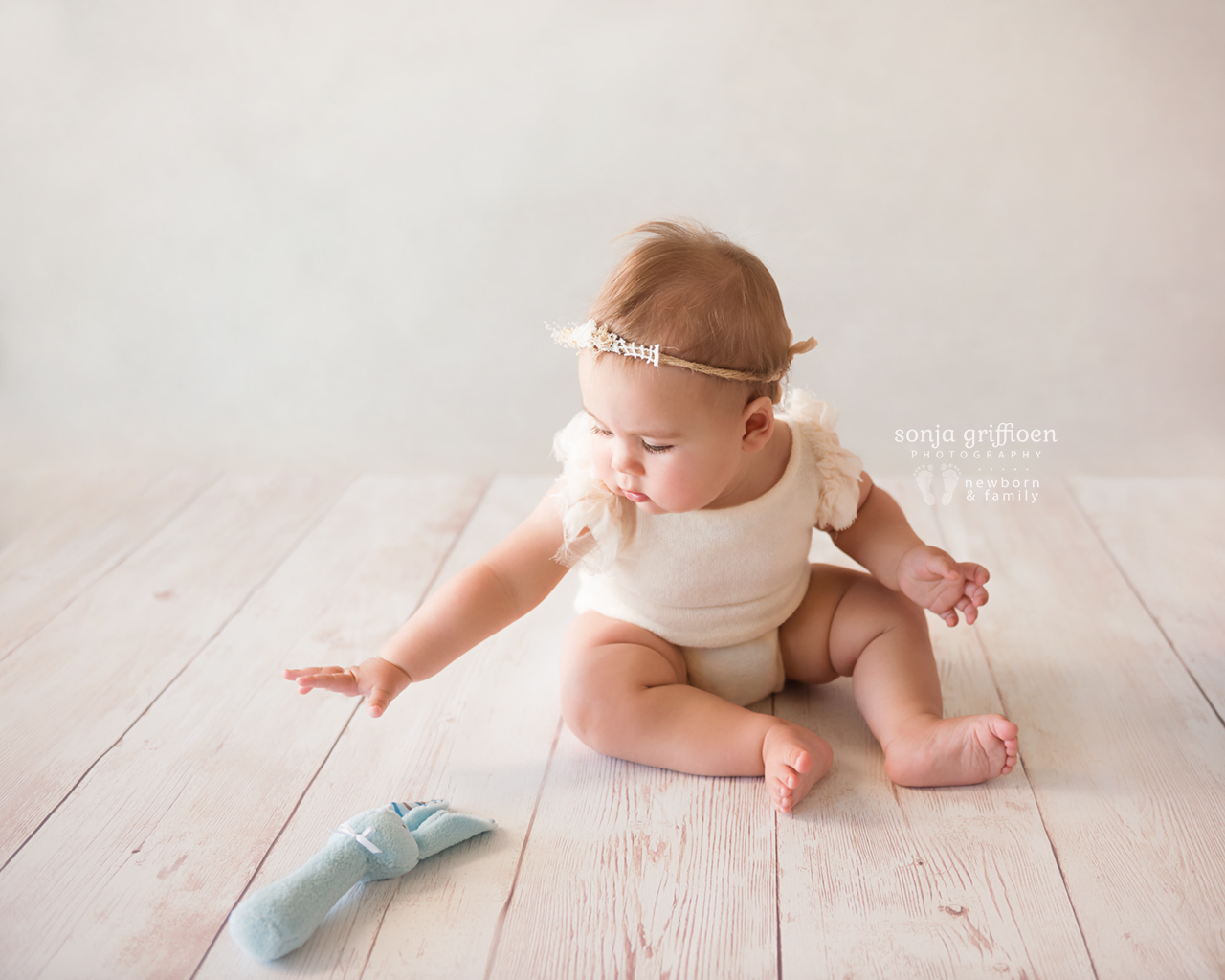Thalia-Milestone-Brisbane-Newborn-Photographer-Sonja-Griffioen-05.jpg