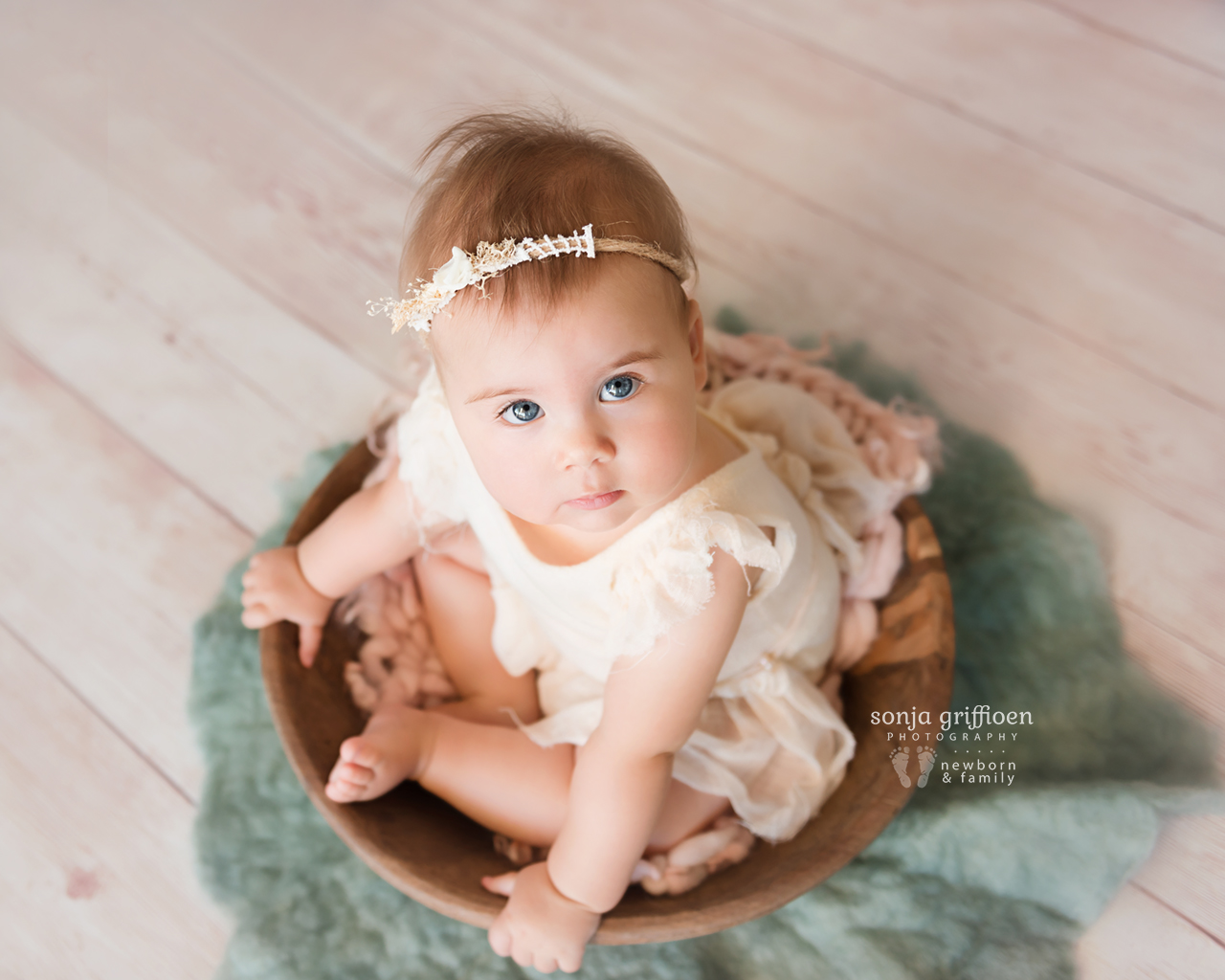 Thalia-Milestone-Brisbane-Newborn-Photographer-Sonja-Griffioen-10.jpg