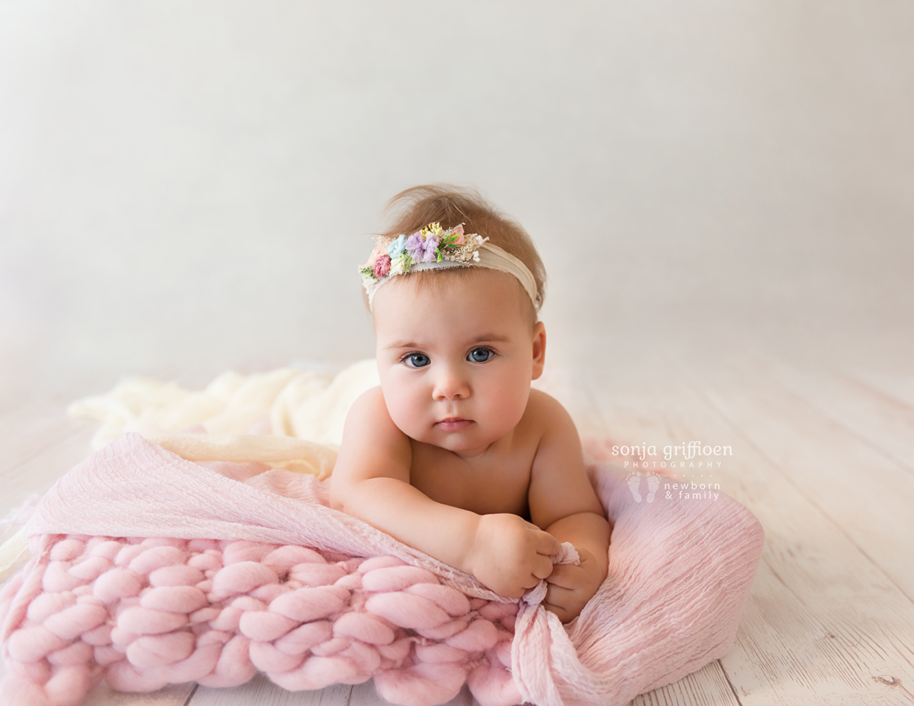 Thalia-Milestone-Brisbane-Newborn-Photographer-Sonja-Griffioen-16.jpg