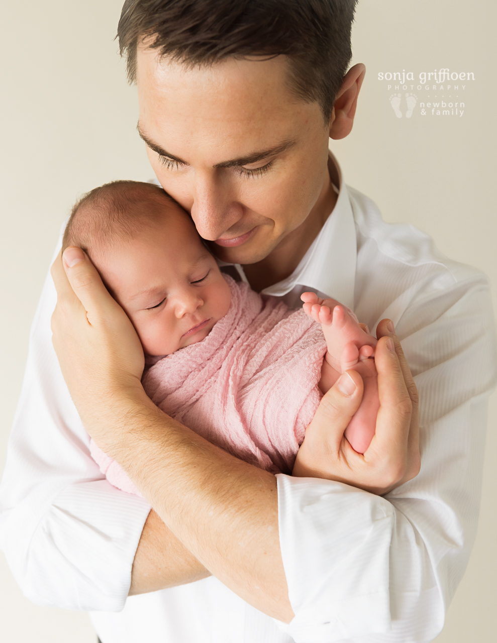 Thalia-Newborn-Brisbane-Newborn-Photographer-Sonja-Griffioen-38.jpg