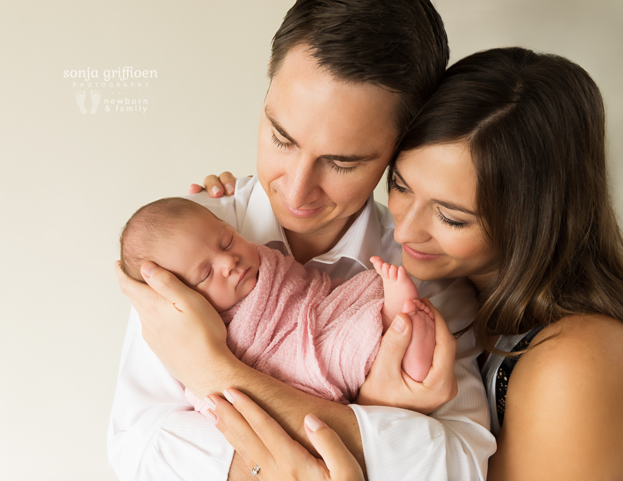 Thalia-Newborn-Brisbane-Newborn-Photographer-Sonja-Griffioen-431.jpg