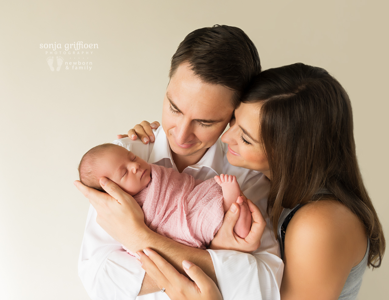 Thalia-Newborn-Brisbane-Newborn-Photographer-Sonja-Griffioen-44.jpg