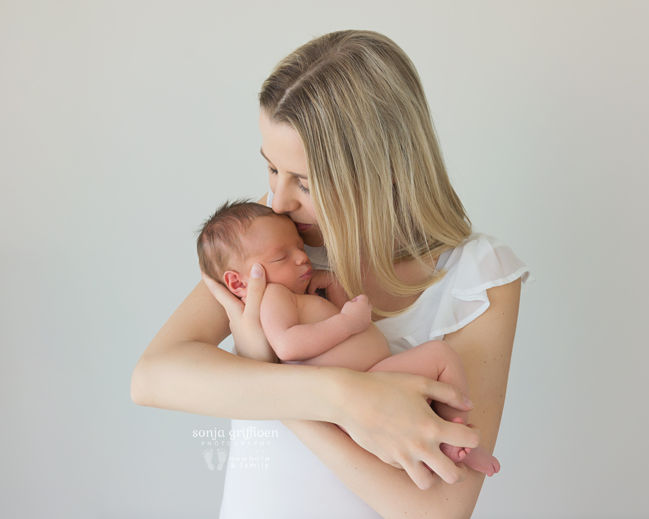 Theo-Newborn-Brisbane-Newborn-Photographer-Sonja-Griffioen-02.jpg