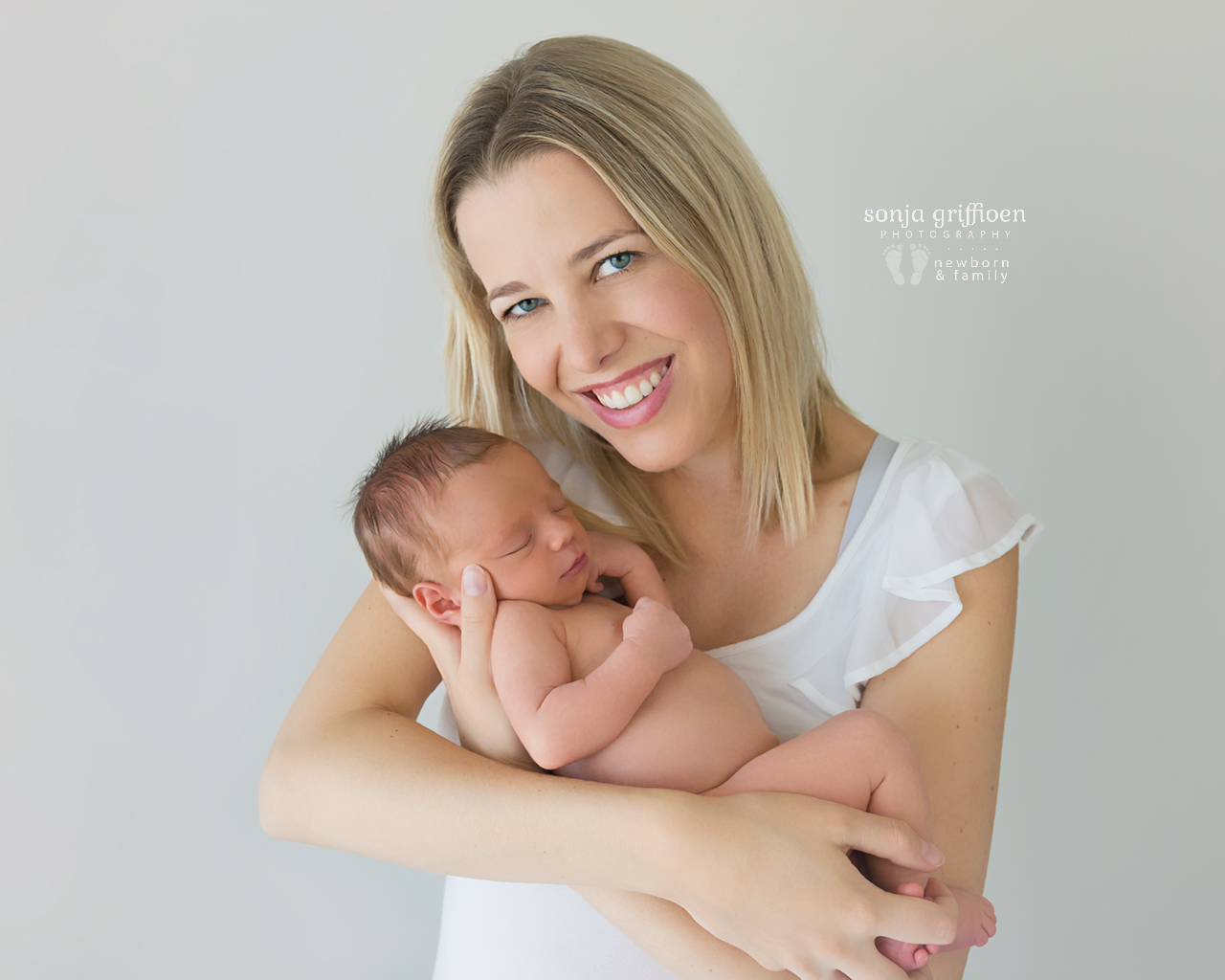 Theo-Newborn-Brisbane-Newborn-Photographer-Sonja-Griffioen-03.jpg