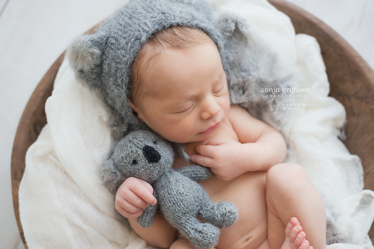 Theo-Newborn-Brisbane-Newborn-Photographer-Sonja-Griffioen-09.jpg