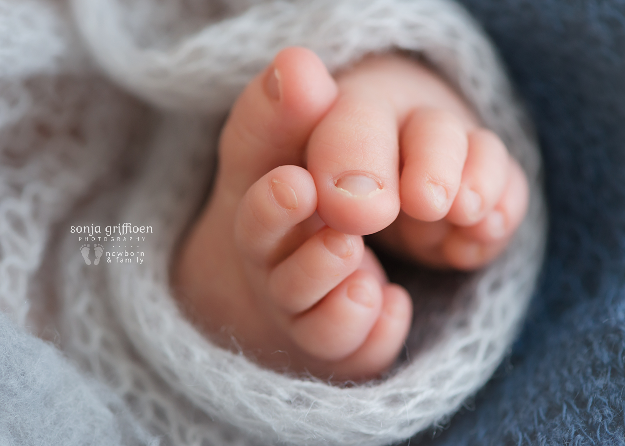 Theo-Newborn-Brisbane-Newborn-Photographer-Sonja-Griffioen-17.jpg