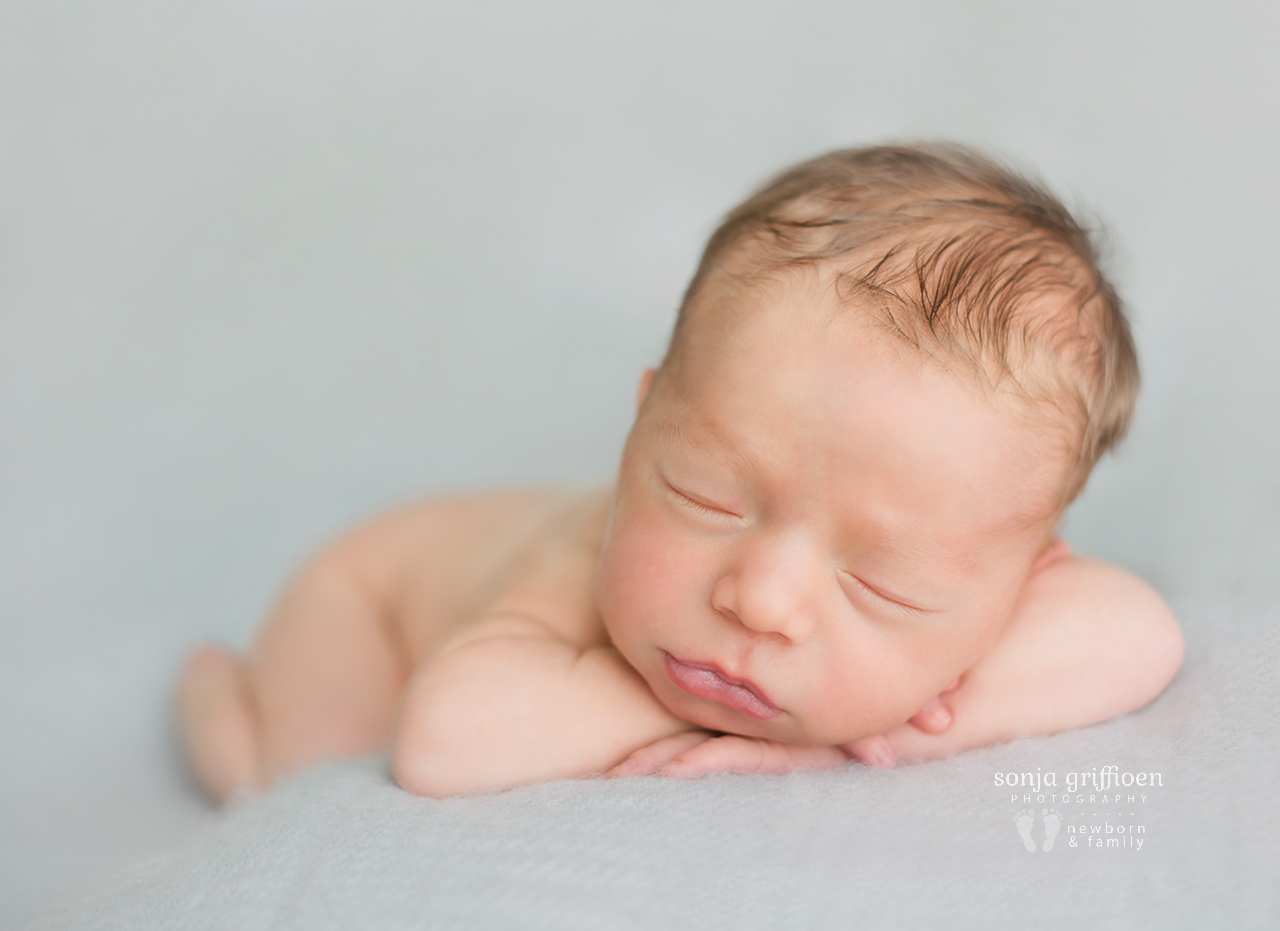 Theo-Newborn-Brisbane-Newborn-Photographer-Sonja-Griffioen-20.jpg