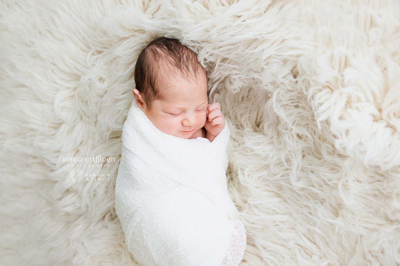 Vincent-Newborn-Brisbane-Newborn-Photographer-Sonja-Griffioen-05.jpg