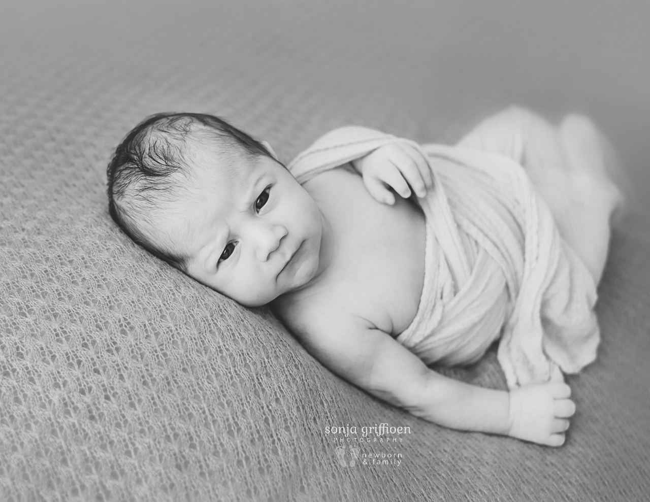 Vincent-Newborn-Brisbane-Newborn-Photographer-Sonja-Griffioen-06bw.jpg