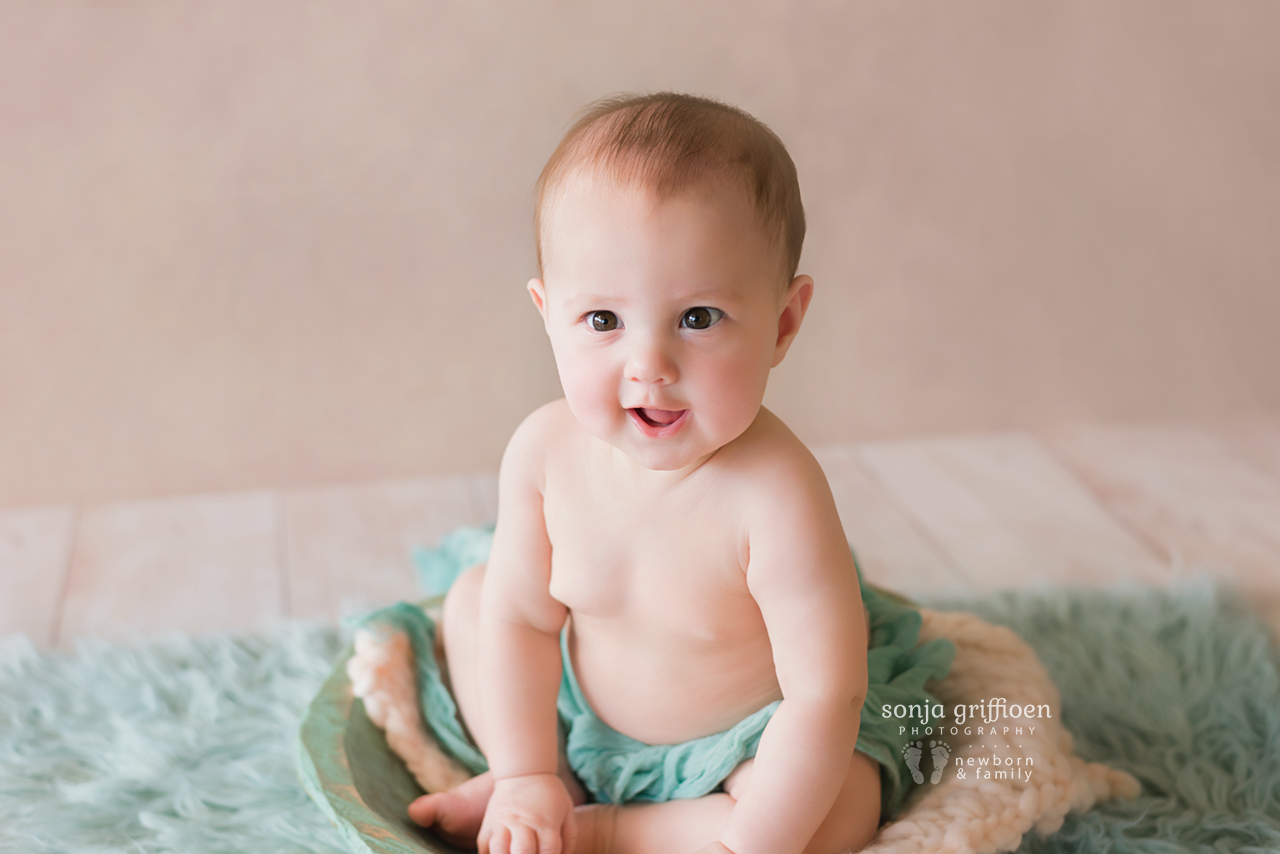 Violet-Milestone-Brisbane-Newborn-Baby-Photographer-Sonja-Griffioen-01.jpg