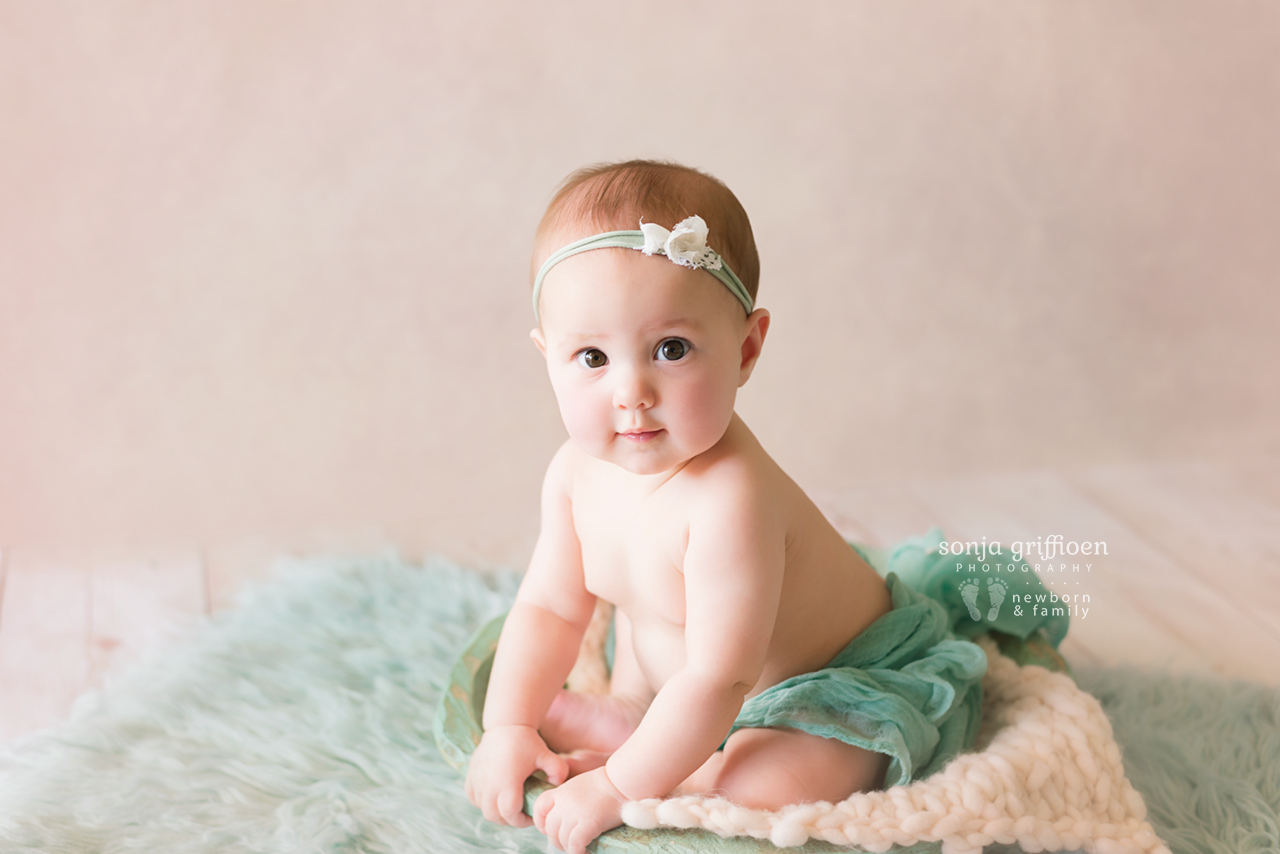 Violet-Milestone-Brisbane-Newborn-Baby-Photographer-Sonja-Griffioen-02.jpg