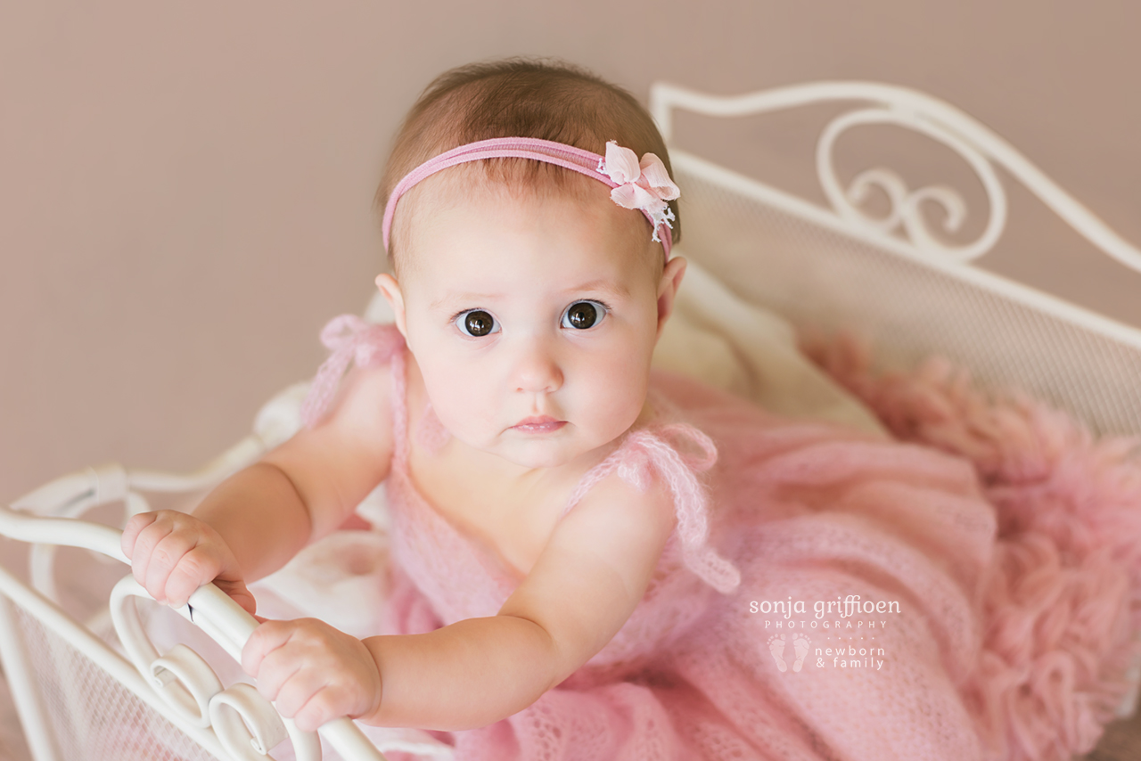 Violet-Milestone-Brisbane-Newborn-Baby-Photographer-Sonja-Griffioen-08.jpg