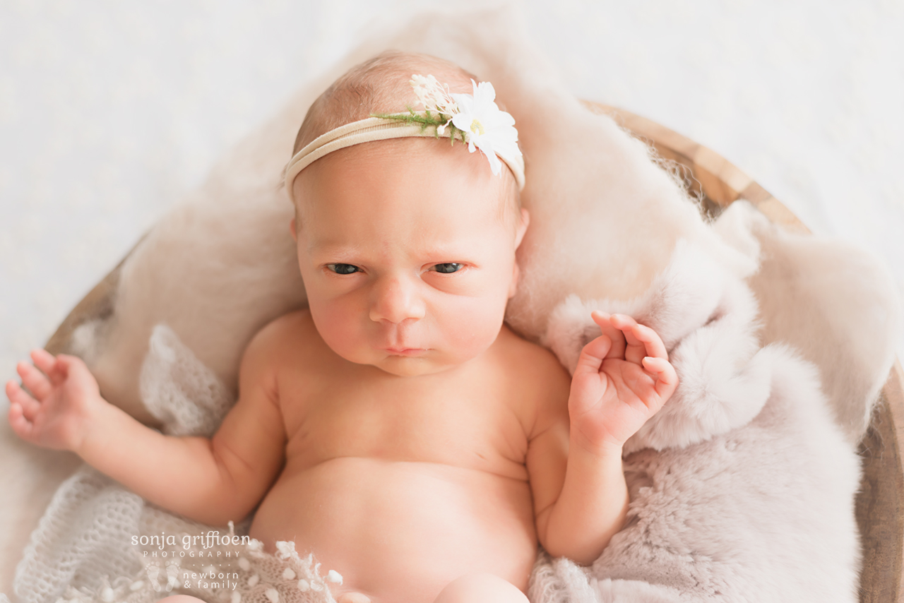 Vivienne-Newborn-Brisbane-Newborn-Photographer-Sonja-Griffioen-08.jpg