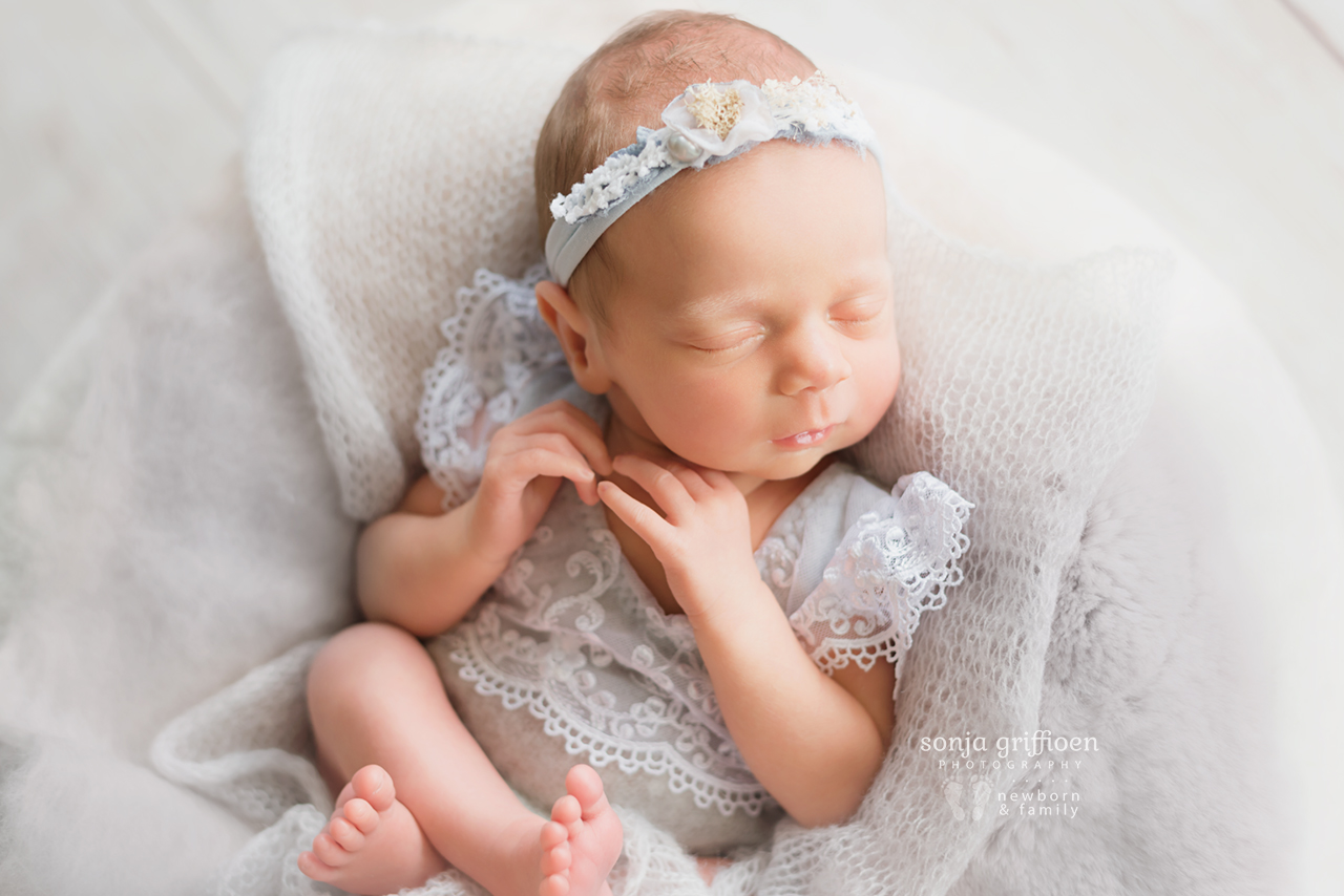 Vivienne-Newborn-Brisbane-Newborn-Photographer-Sonja-Griffioen-14.jpg