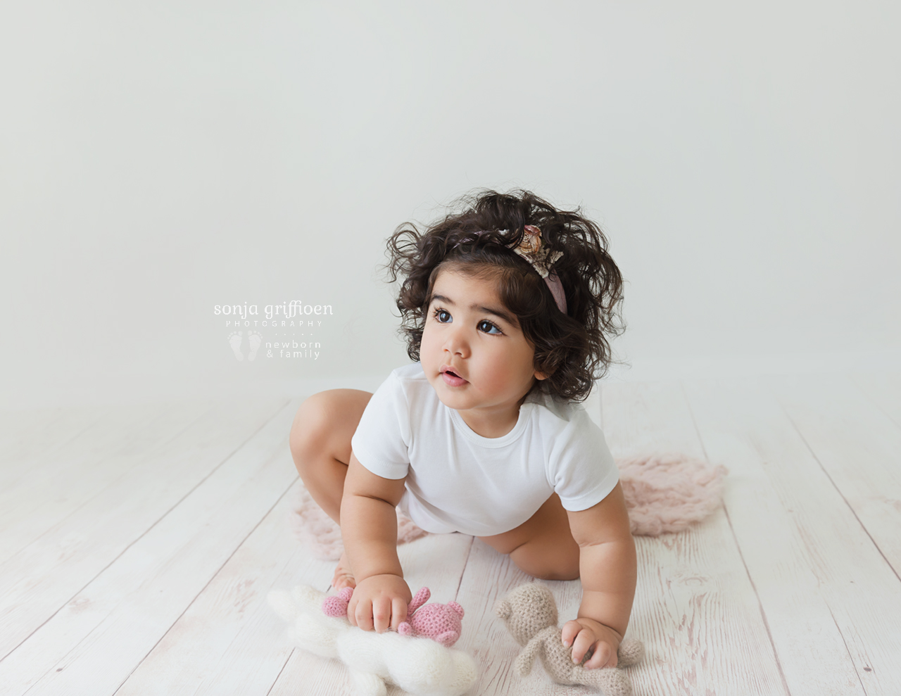 Yara-1-Brisbane-Baby-Photographer-Sonja-Griffioen-04.jpg