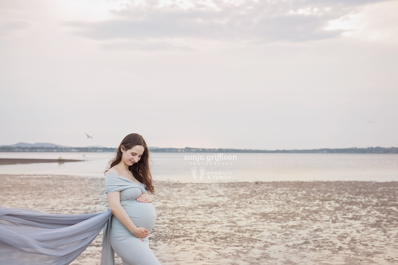 Yekaterina-Maternity-Brisbane-Newborn-Photographer-Sonja-Griffioen-01.jpg
