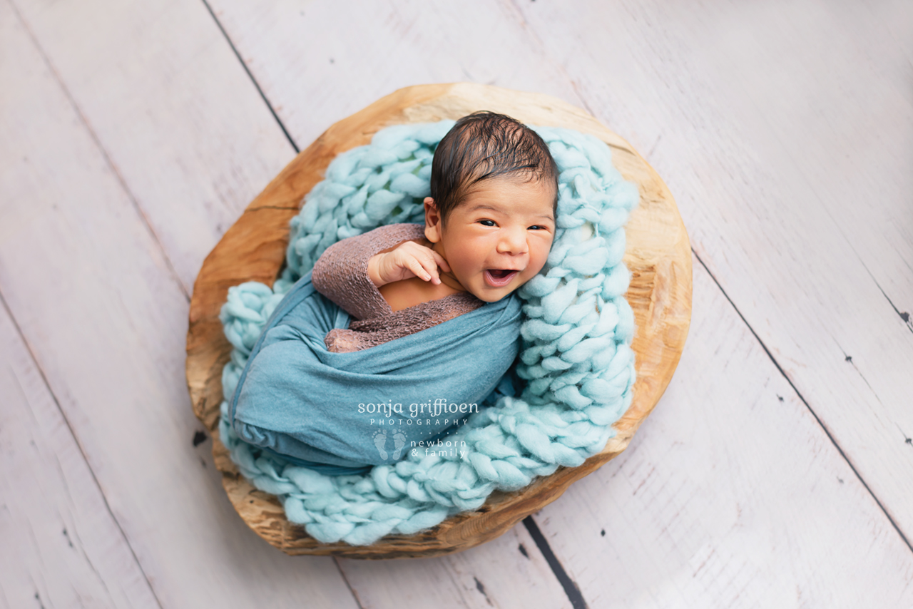 Yusif-Newborn-Brisbane-Newborn-Photographer-Sonja-Griffioen-03.jpg