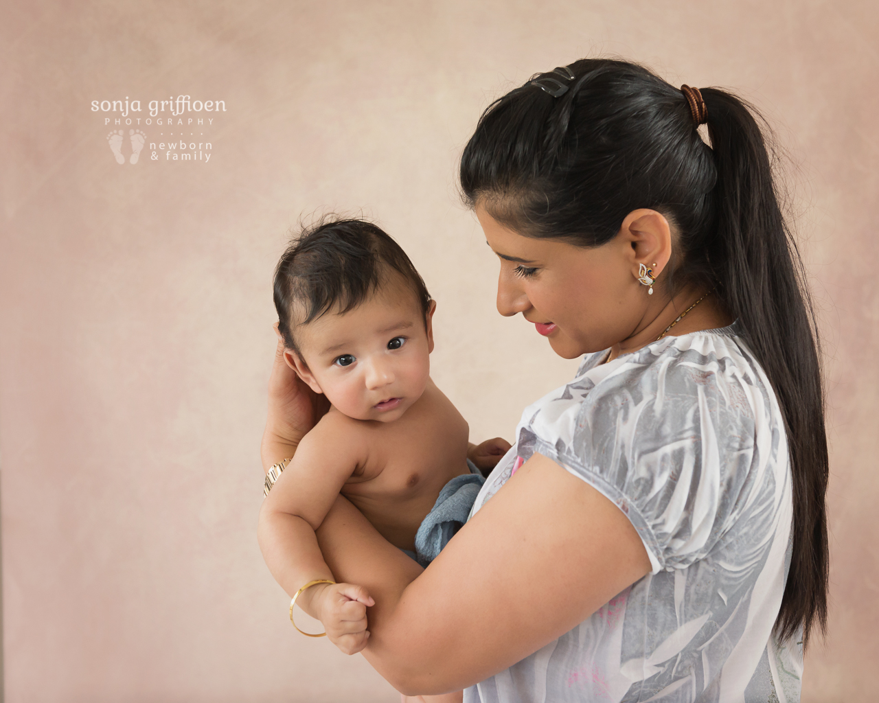 Yuvraj-Milestone-Brisbane-Newborn-Photographer-Sonja-Griffioen-03.jpg