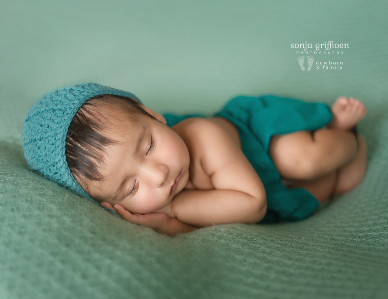 Yuvraj-Milestone-Brisbane-Newborn-Photographer-Sonja-Griffioen-13.jpg