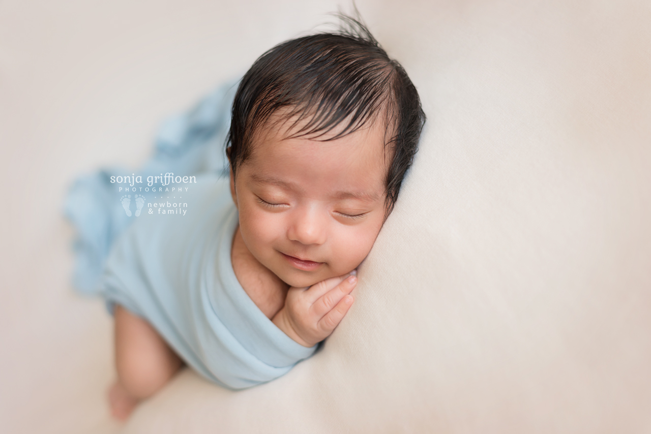 Yuvraj-Newborn-Brisbane-Newborn-Photographer-Sonja-Griffioen-02.jpg