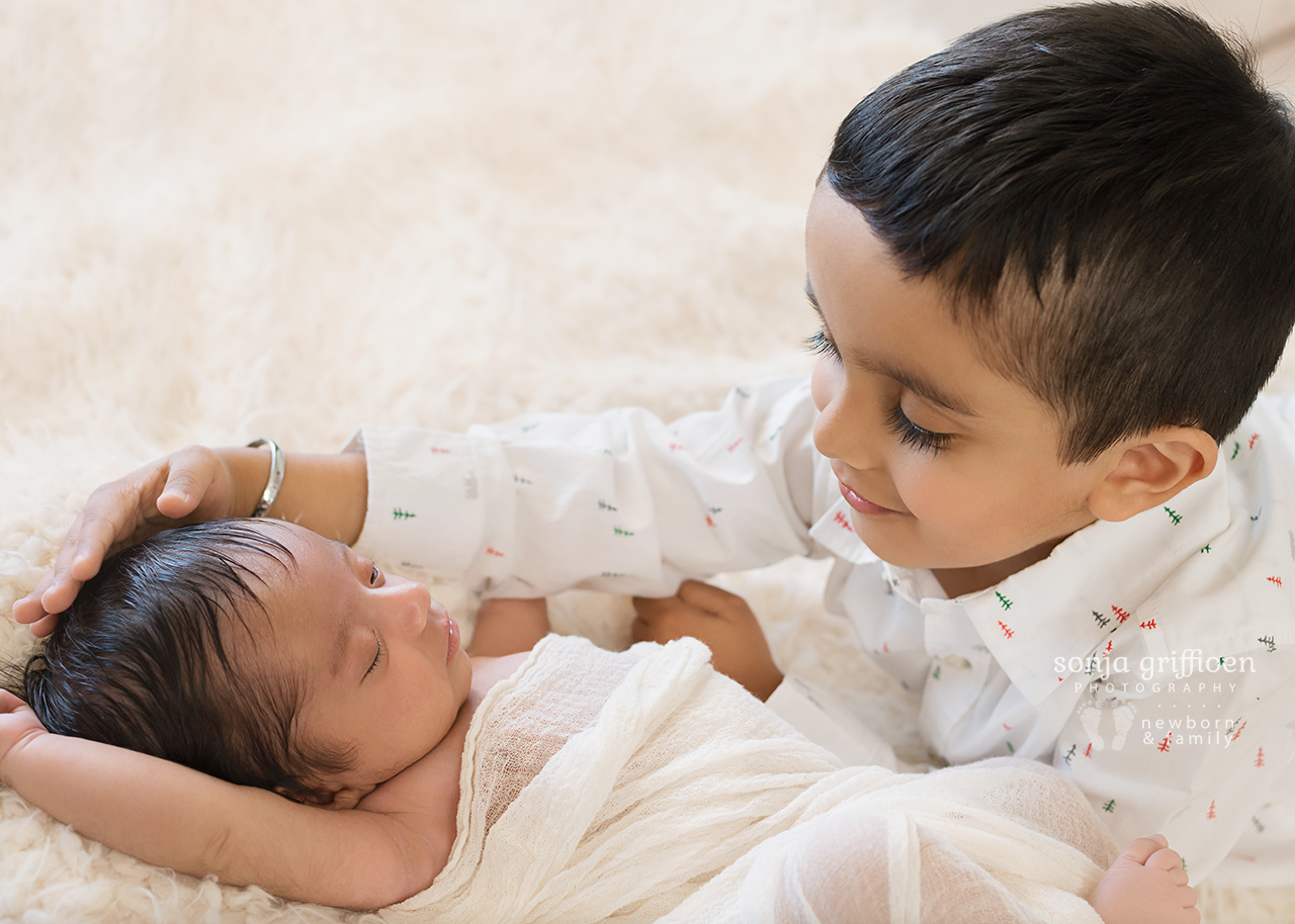 Yuvraj-Newborn-Brisbane-Newborn-Photographer-Sonja-Griffioen-06.jpg