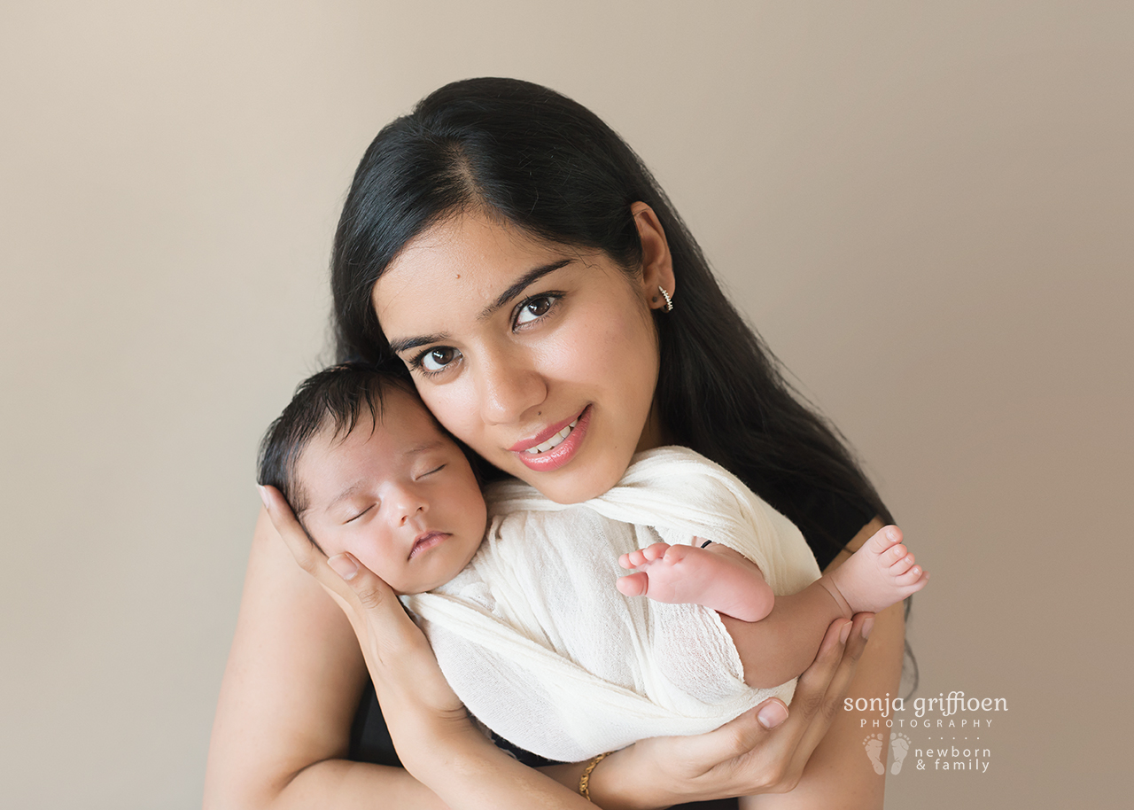 Yuvraj-Newborn-Brisbane-Newborn-Photographer-Sonja-Griffioen-08.jpg