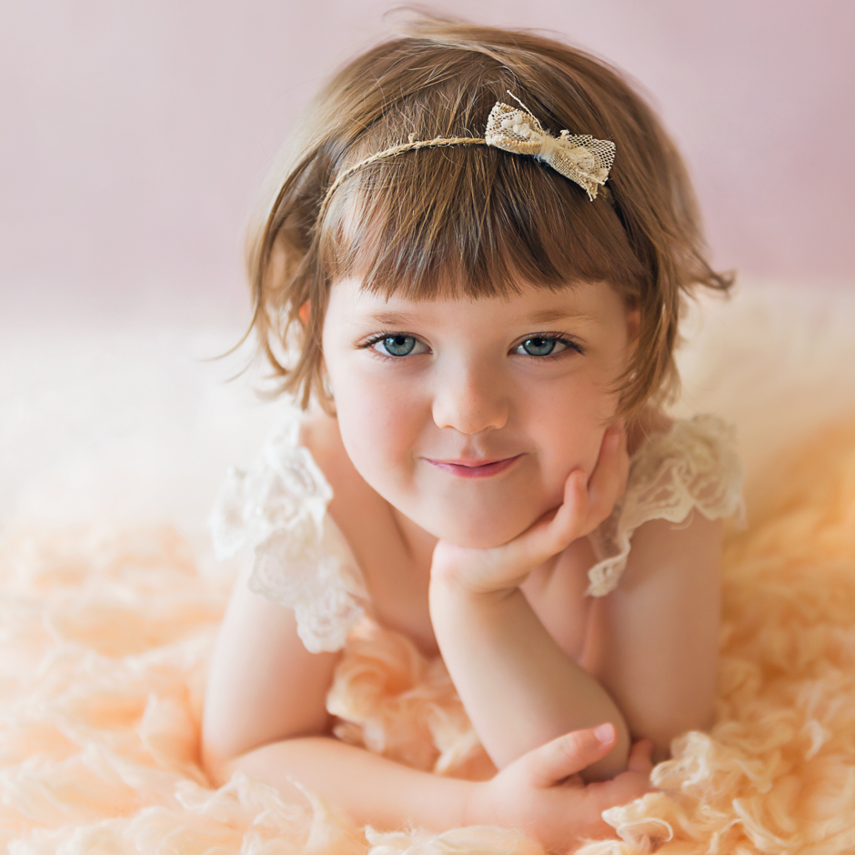 Child portraits, baby girl, child photography, Brisbane children's photographer, Brisbane photographer, Brisbane kids photography, Sonja Griffioen, www.sonjagriffioen.com